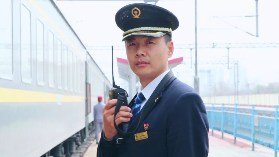 想进铁路考哪个学校,西安铁路职业技术学院靠谱吗