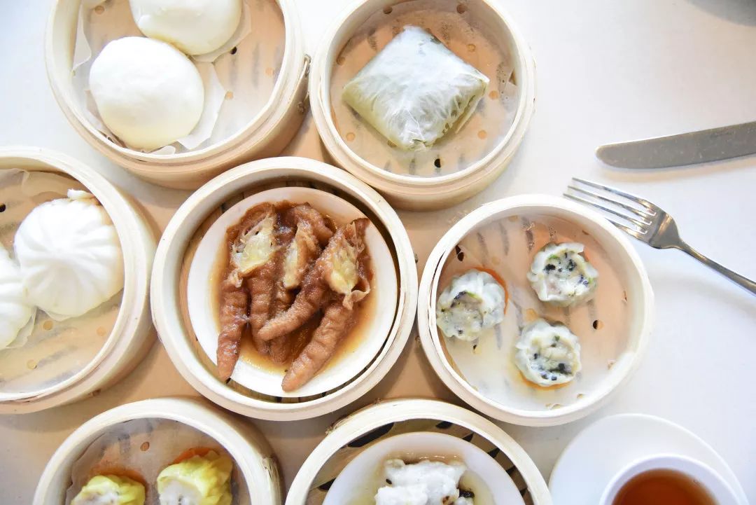 早茶自助餐38元青岛,青岛颐中皇冠假日酒店早茶