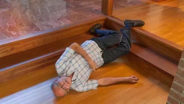 日本护颈神器有用吗视频,护颈最好的神器