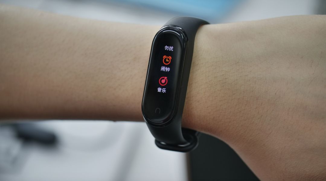 小米4手环为什么同步不了表盘,小米手环4的功能一览表