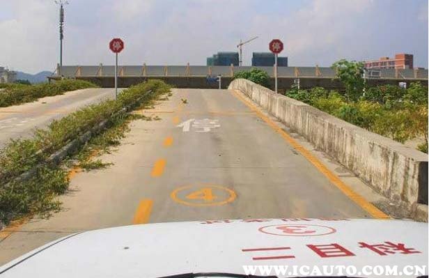 坡起定点停车技巧简单易学,上坡定点坡起时间