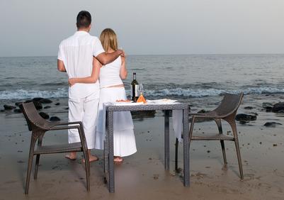 生肖狗配猪婚姻怎么样,狗和猪两个生肖相合吗