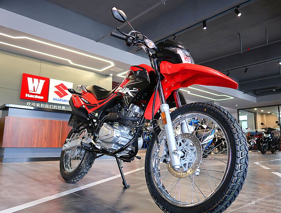 豪爵nk150s深度评测拉萨,豪爵新车到店