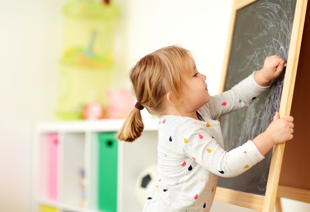 如何给孩子美术启蒙,孩子学美术怎样引导