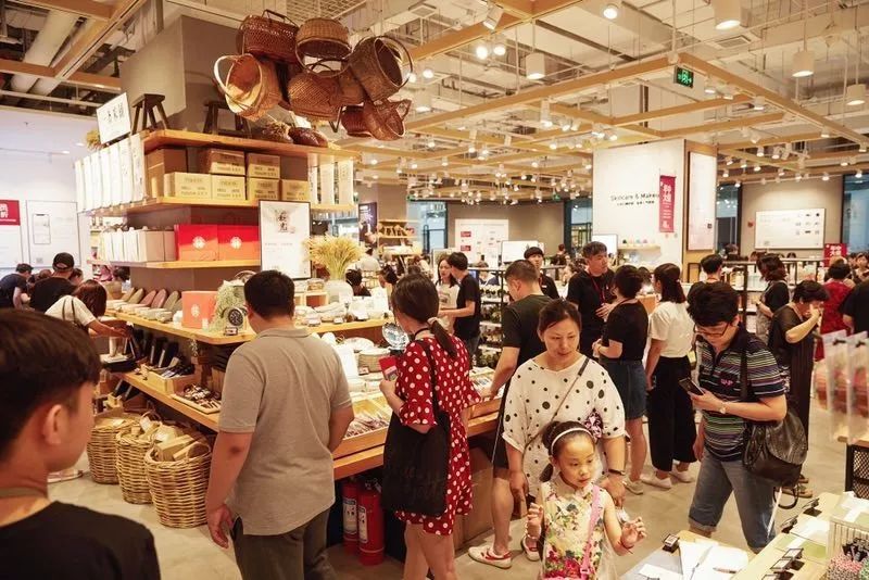 “一条”北京首店落户大兴荟聚中心，要做中国原创生活良品市集