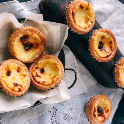 葡式蛋挞是酥皮的吗,澳门葡式蛋挞的特点是什么