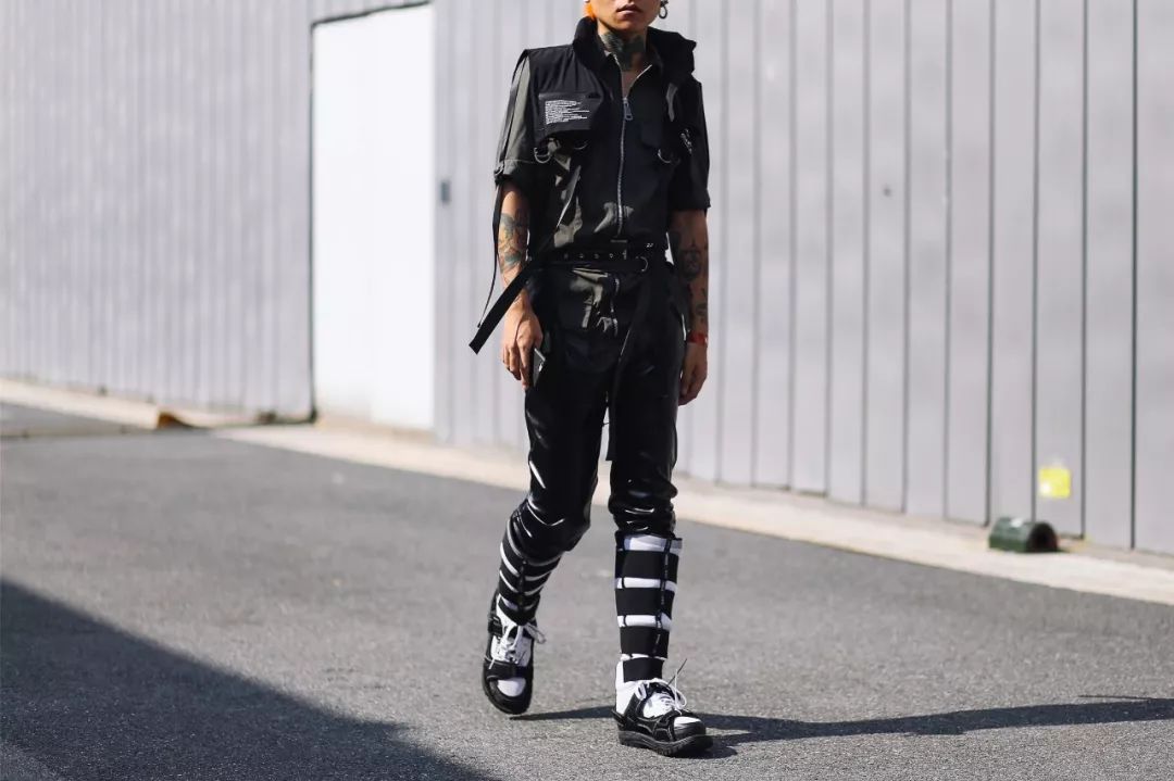 16个潮流感街拍,土味街拍劈叉