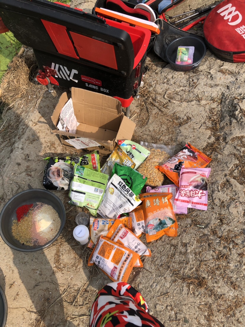 初春河流大水面野钓,大水面滑漂野钓