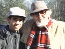 *兽禽**!12岁的女孩们每晚被不同的男人性侵,还排轮班表!