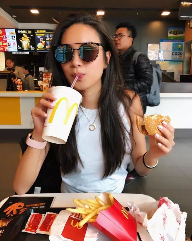 2018香港小姐12位入围名单,2019香港小姐十五强泳装秀澳门