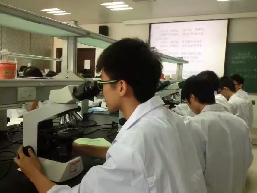 毕业季这就是青春最美的样子,毕业季好看女孩