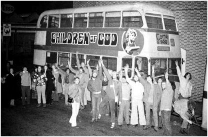 靠出卖肉体传教，连孩子都不放过！这个*教邪**称“性”是他们“寻找上帝的方式”