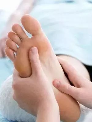 身体经常搓一搓强身健体延年益寿,身体六处搓一搓胜过吃补品