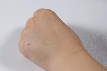 滋养修复并且能美白的沐浴露,既能洗澡又能洗脸的沐浴露