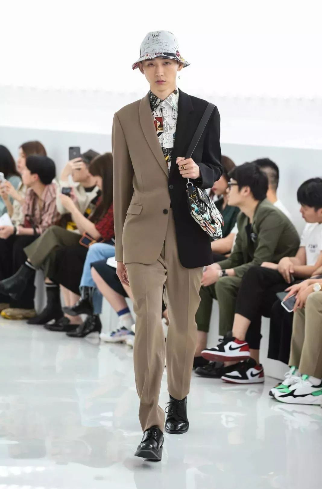 泫雅同款puma渔夫帽,ins港风街头百搭渔夫帽子