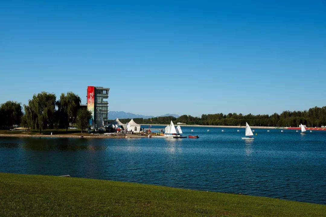 这个夏天必去的十大水上乐园,京城第一浪水上乐园