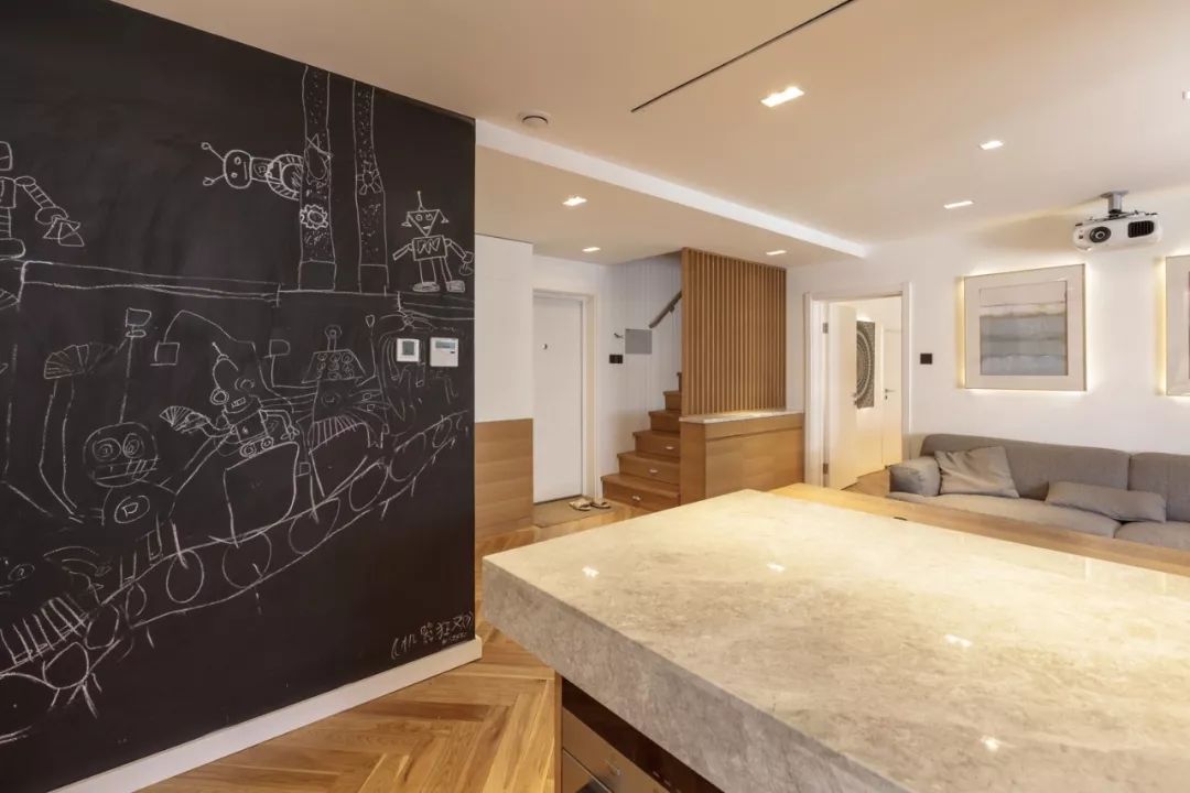 小面积客厅阳台改书房装修效果图,客厅书房阳台一体装修效果图欣赏