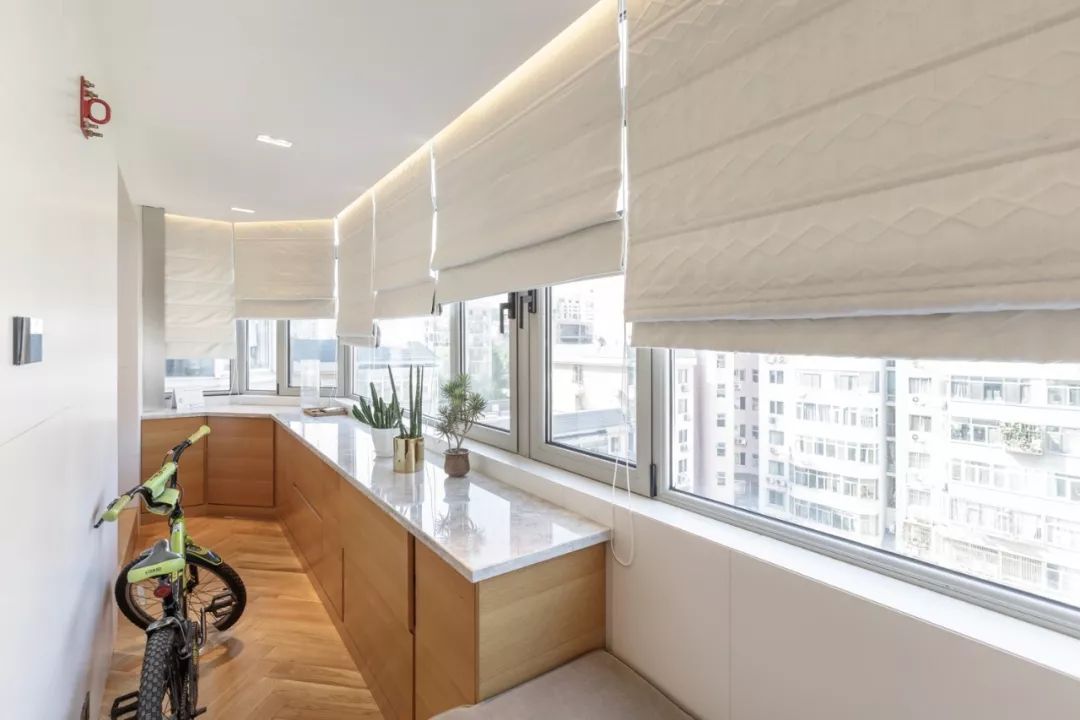 小面积客厅阳台改书房装修效果图,客厅书房阳台一体装修效果图欣赏