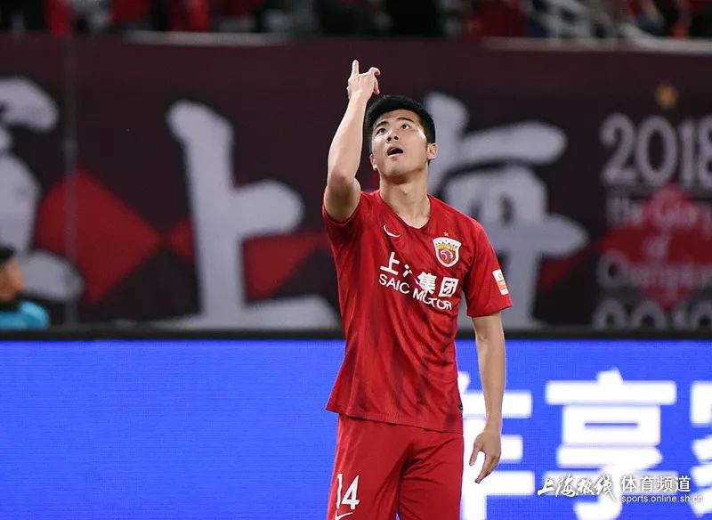 上港李圣龙绝杀视频,上港李圣龙个人资料