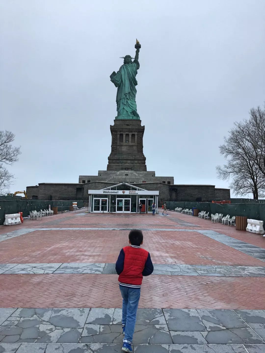 初二休学一年环游世界,夫妻休学带孩子环游世界