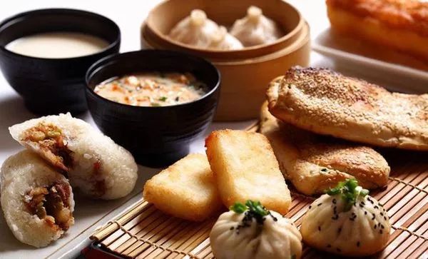 这5种早餐最伤身尽量少吃,越吃越伤身的5种早餐