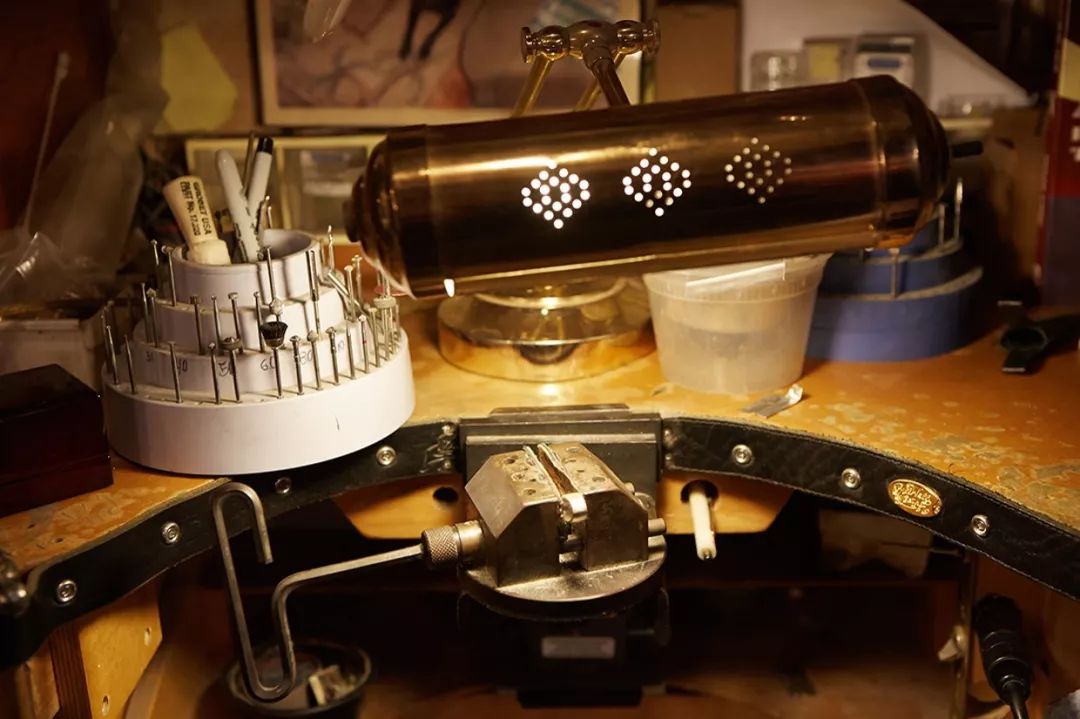 六叔的银饰没我的帅，还没我的便宜