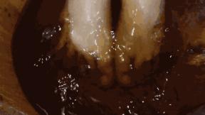 床底撒把花椒是什么意思,在床底撒一把花椒有什么作用