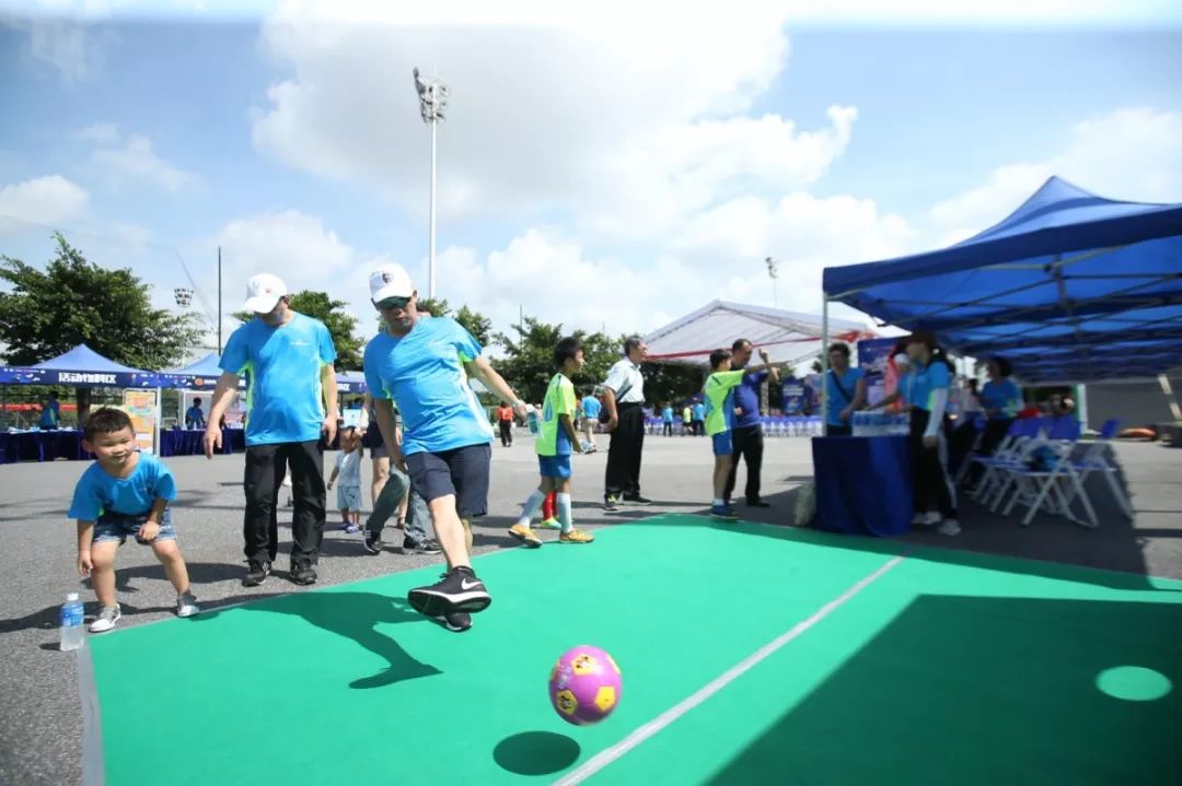 超燃超有气势运动会开幕式,很燃的足球比赛