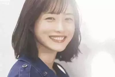 想要变好看？先找人夸你