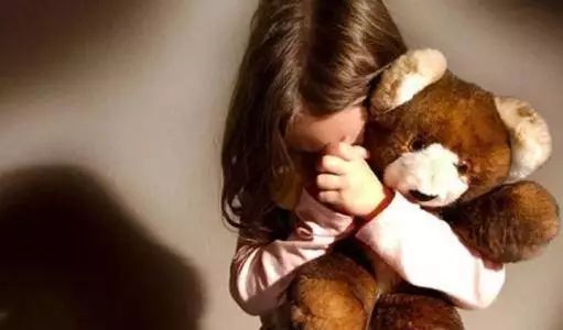 缇庡浗瀵岃豹铏愮,缇庡浗瀵屼簩浠ｈ檺寰呭コ鎬х殑鐪熷疄妗堜欢