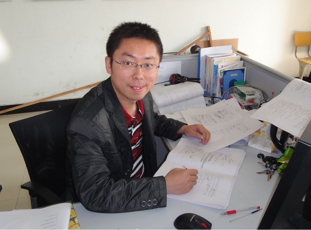 @初中生:教育厅特约省二实验各科名师整理的“暑假作业”送给你