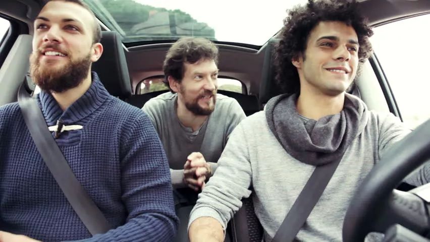 借车又出事了车主当场崩溃,借车出事的真实案例最新