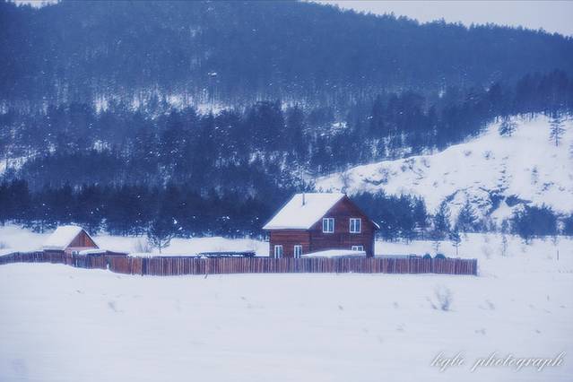 贝加尔湖冬天的美景,我们流连忘返在夏天的贝加尔湖畔