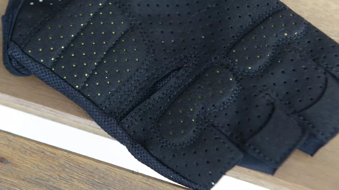 grcxrd鍗婃寚楠戣鎵嬪,渚垮疁鍙堟湁鎺掗潰鐨剆uv