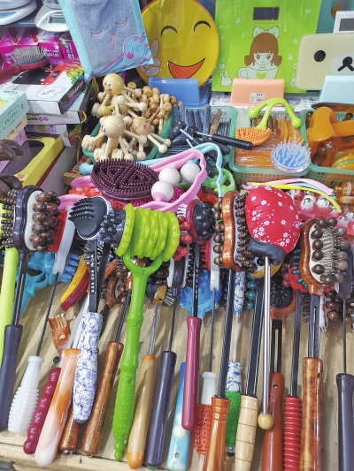 市民花90元买的按摩器突变“电击棒”不合格按摩器占近三分之一