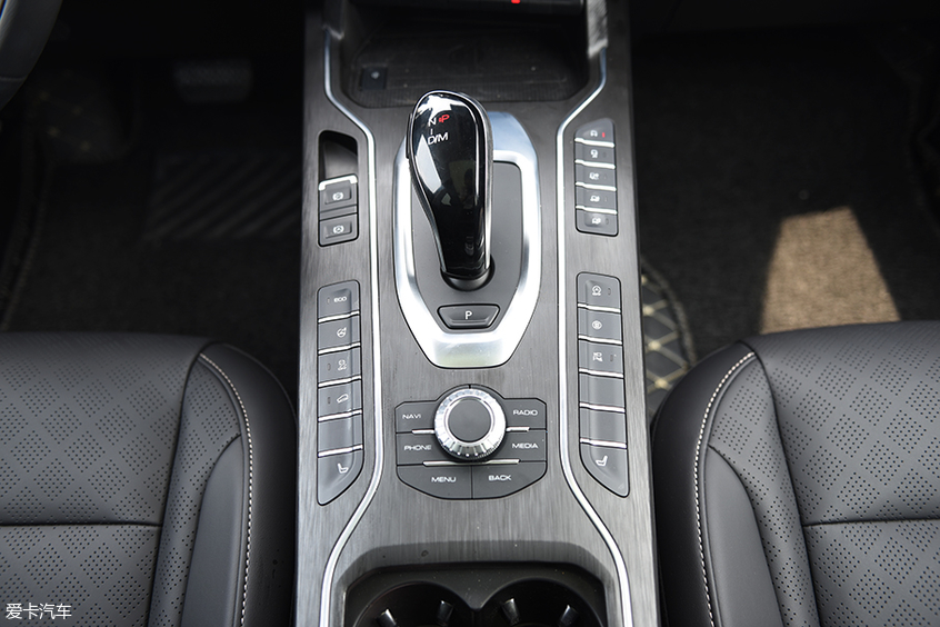 2021款weyvv6跟2020款有啥区别,weyvv6真实优缺点