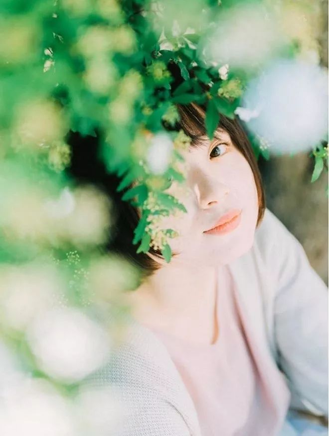 这样拍背影真的太好看了,怎样拍侧脸好看霸气