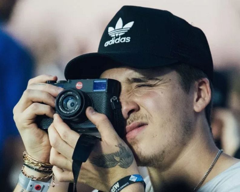 小贝儿子布鲁克林被嘲讽,布鲁克林贝克汉姆为什么被吐槽