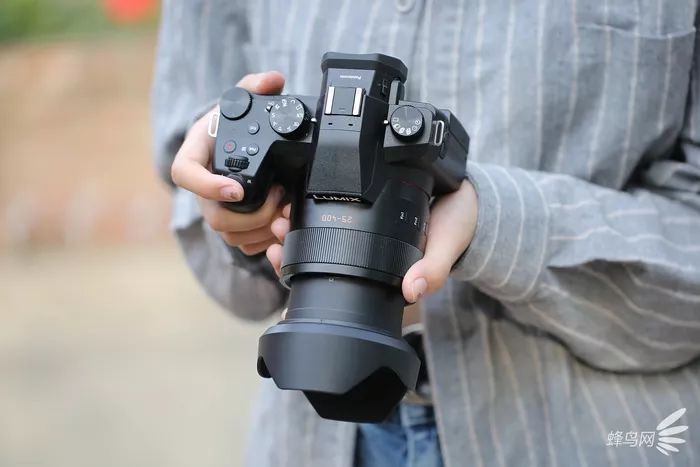 松下fz10002gk,松下fz10002gk发布时间