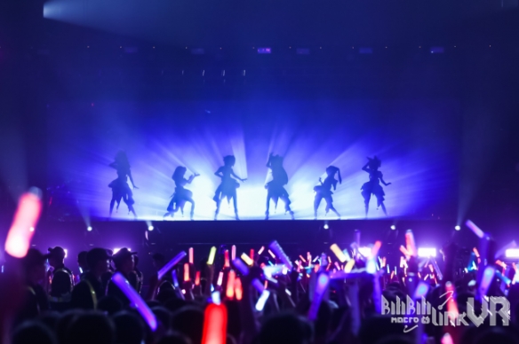 初音未来洛天依同台演出,初音未来洛天依演唱会与你同行