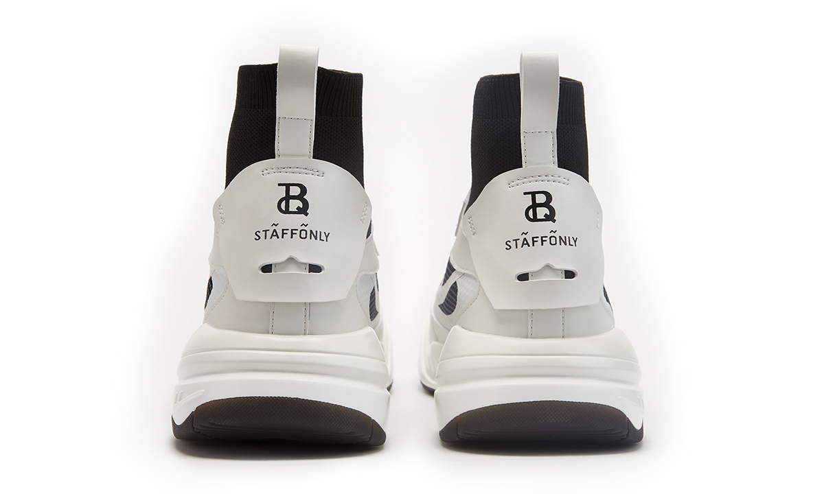 回力ow联名樱花空军一号,你可能需要一双联名款回力