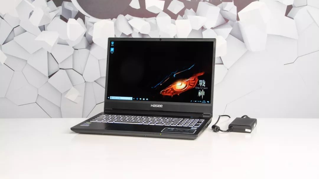 推荐一款平民游戏本,聊一款全方位进步的高端游戏本