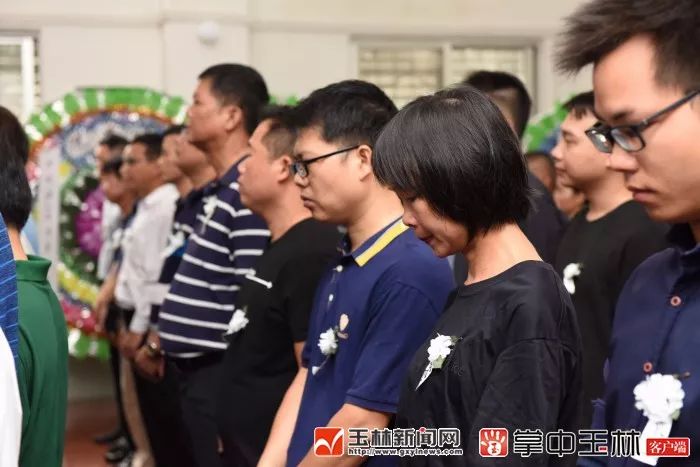 致哀致敬英雄,致哀悼念音乐英语