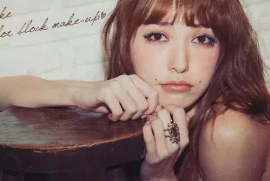 全智贤的痣在哪边,全智贤鼻头的痣好不好