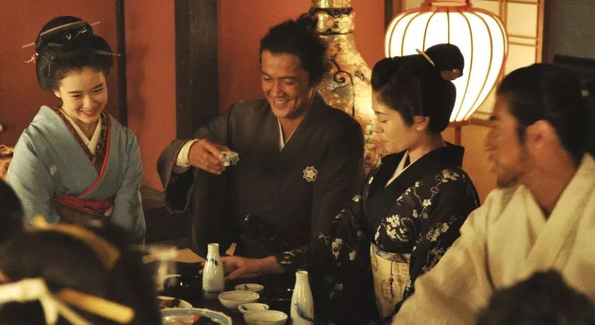 为什么日本人这么爱工作,为什么有人羡慕日本男人