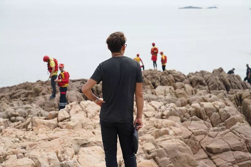 一个携童自杀的女人