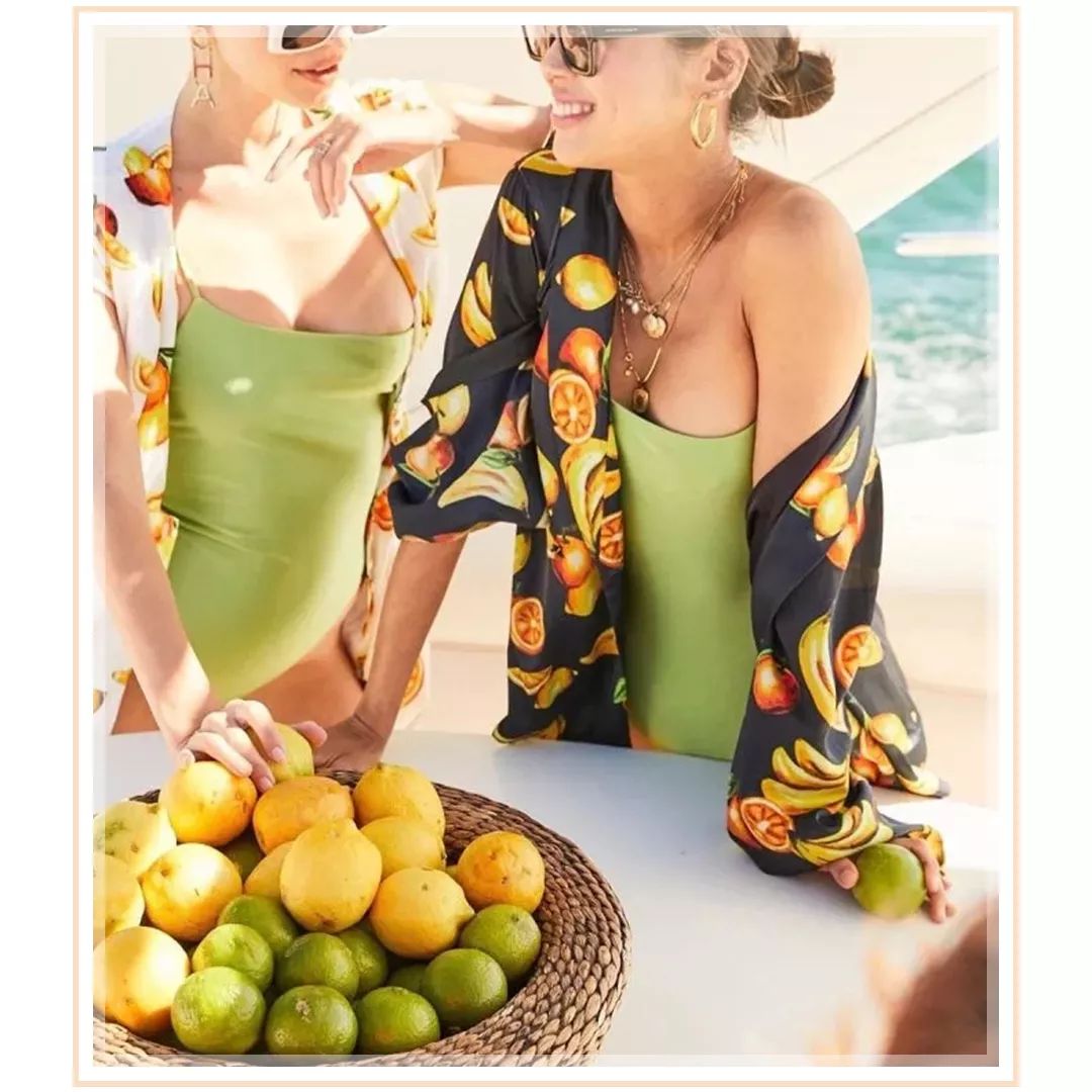 每次穿上这件衣服，总感觉自己瘦了很多