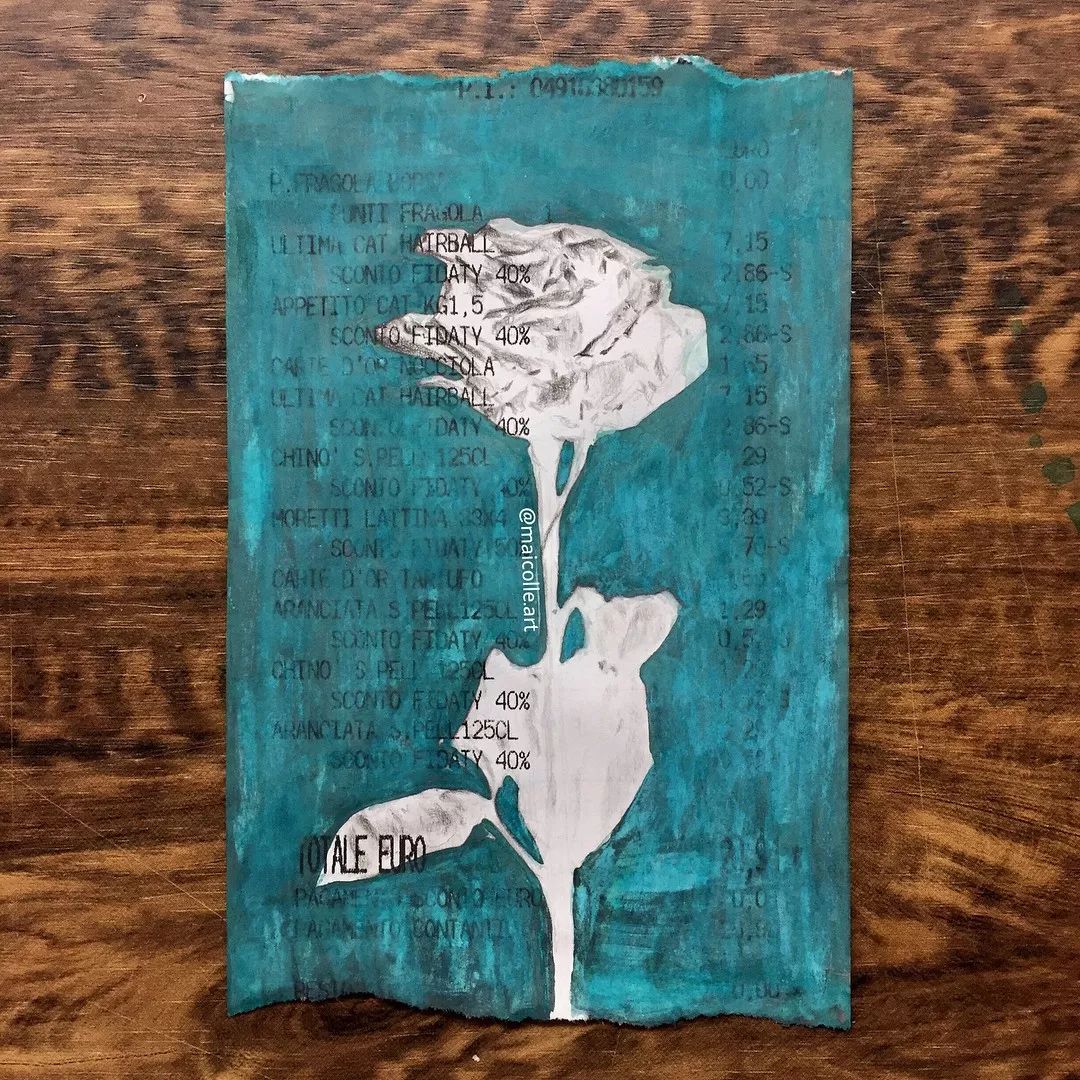 画纸用光了？多去几趟超市就有了。他把购物小票秒变成世界名画