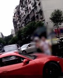 保时捷女司机丈夫被免职,保时捷女车主丈夫免职后续