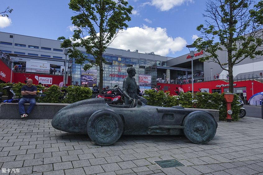 绾藉崥鏍兼灄璧涢亾璋嶇収,杞︽墜璧涢亾閫夋嫨